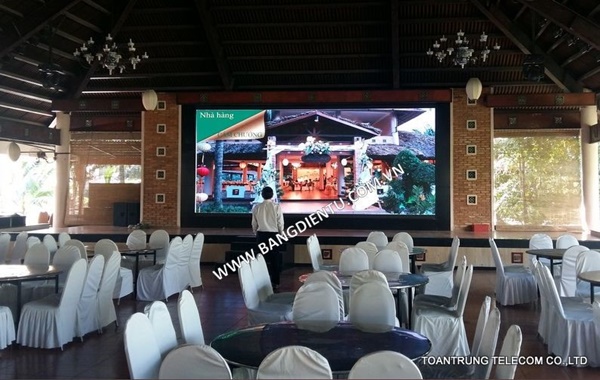 Toàn Trung chuyên cung cấp và thi công màn hình led cho nhà hàng, quán ăn